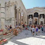 Σπίτι διακοπών Lovely In *