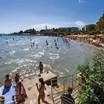 Lovely In * Ramljane
